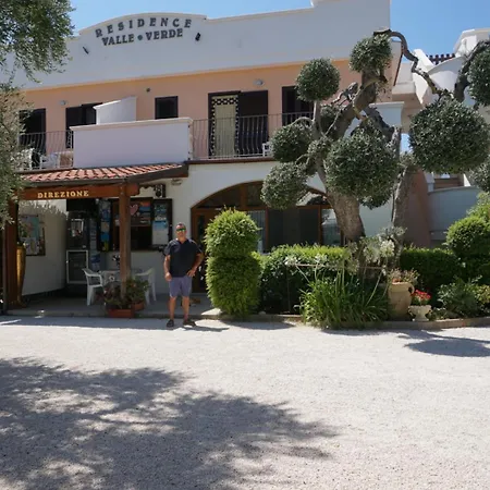 Ξενοδοχείο με διαμερίσματα Valleverde Βιέστε