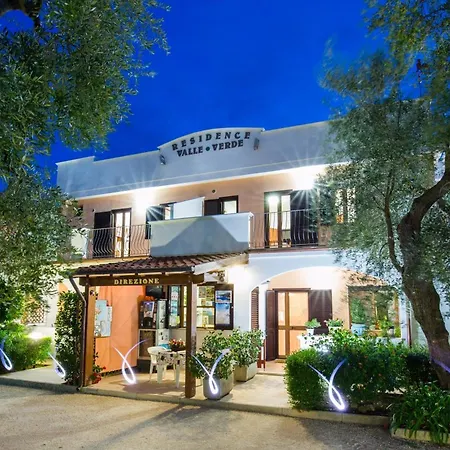 Ξενοδοχείο με διαμερίσματα Valleverde Βιέστε