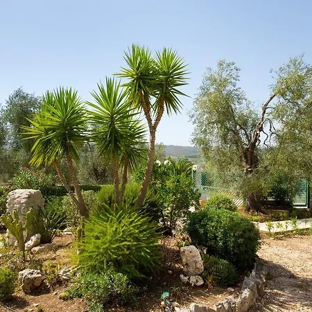 מלון דירות Valleverde 3*