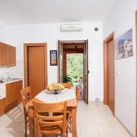 Ξενοδοχείο με διαμερίσματα Valleverde 4*