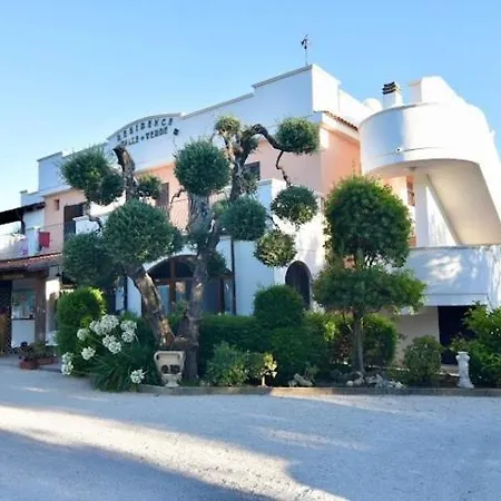 Valleverde מלון דירות 3*
